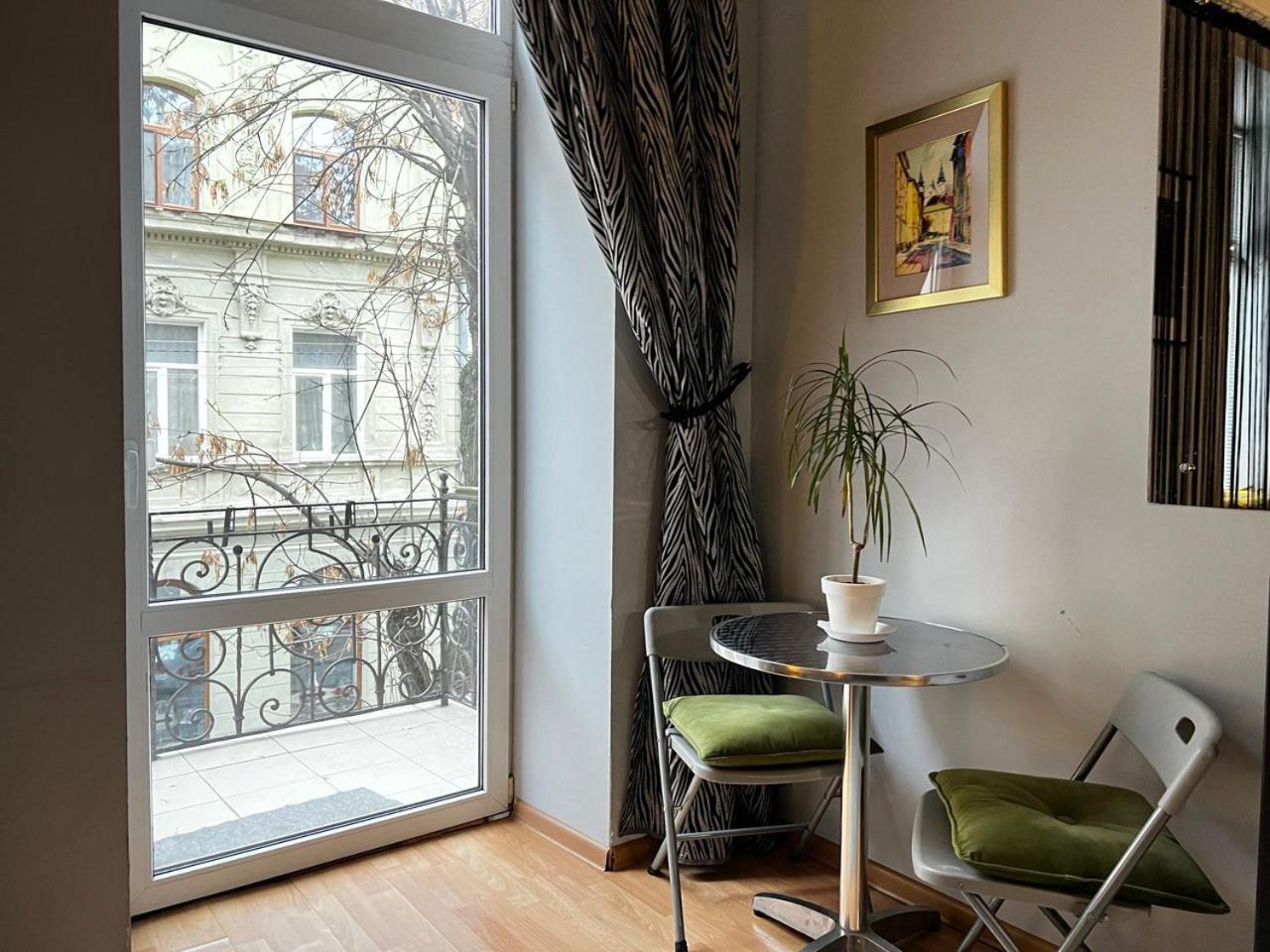 Apartments On Skoryka Str Lviv Extérieur photo