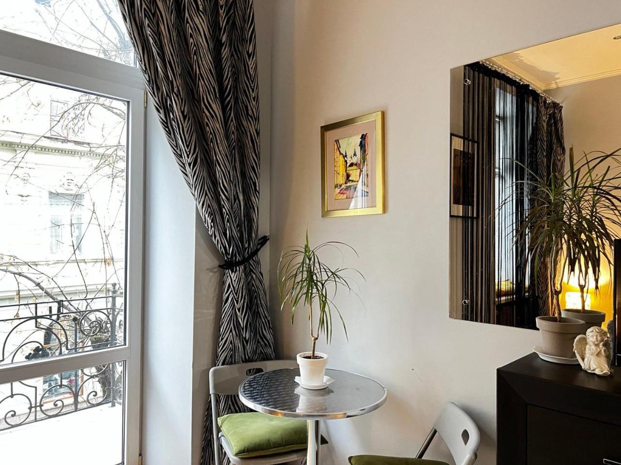 Apartments On Skoryka Str Lviv Extérieur photo